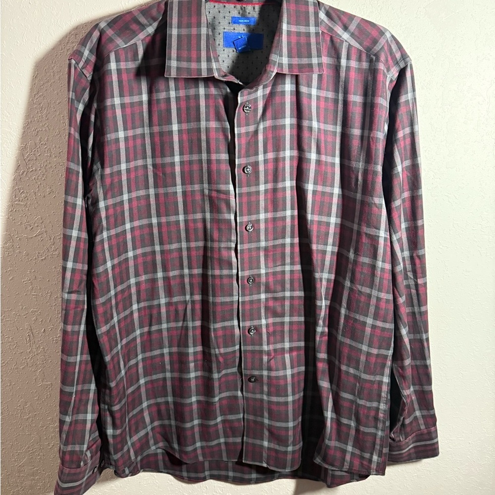 Men’s L Red Egara Plaid Casual, Lightweight, Long Sleeve Button Up Shirt